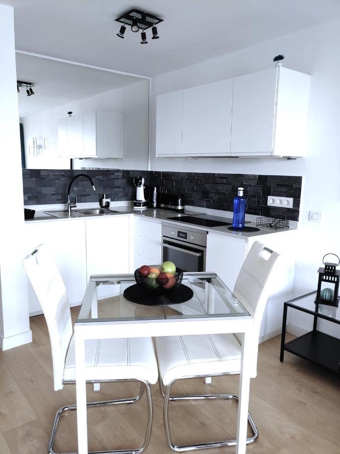 Apartment Portonovo Paraiso II - Sea View - Swimming Pool - Good Wifi - Old Town プエルト・デル・カルメン エクステリア 写真